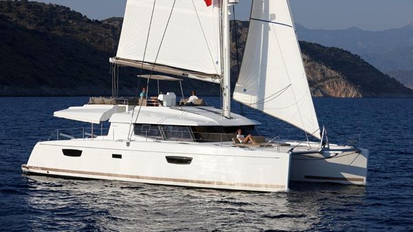 Fountaine Pajot Ipanema 58