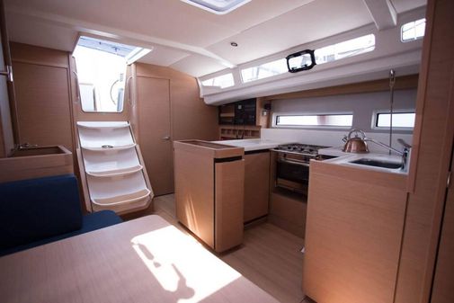 Jeanneau Sun Odyssey 440 image