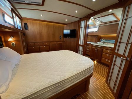 Sabre 48 Flybridge image