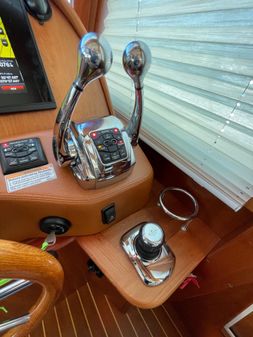 Sabre 48 Flybridge image