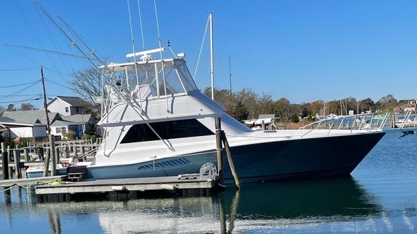 Viking 47 Convertible (PAINTED)