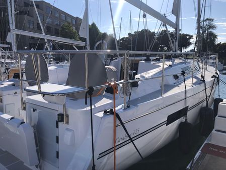 Catalina 425 image