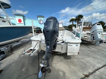 NauticStar 2140 BAY image