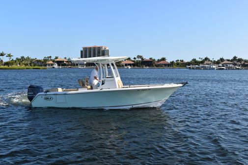 Sea Hunt 235 SE image