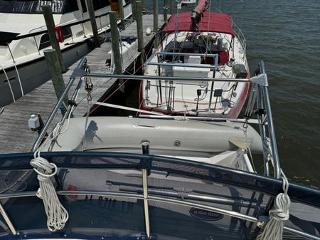 Mainship 390 image