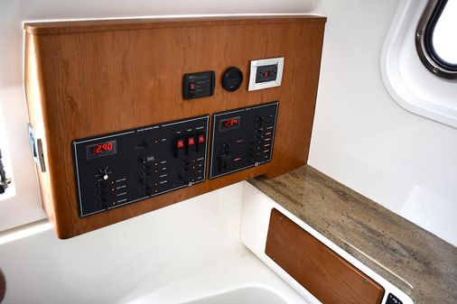 Belzona 325 Center Console image