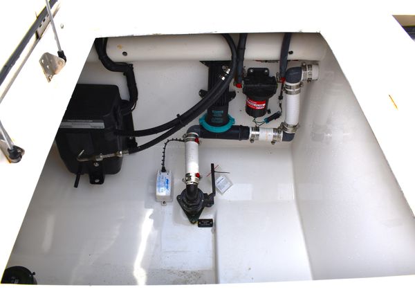 Belzona 325 Center Console image