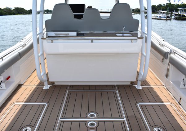 Belzona 325 Center Console image