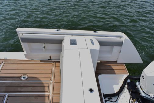 Belzona 325 Center Console image