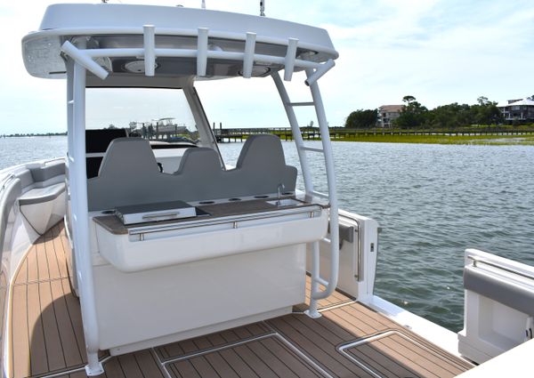 Belzona 325 Center Console image