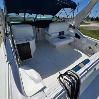 Sea Ray 330 Sundancer image