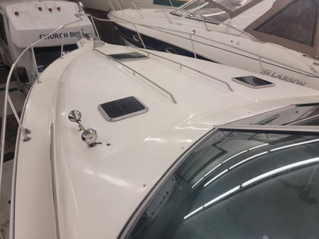 Sea Ray 330 Sundancer image