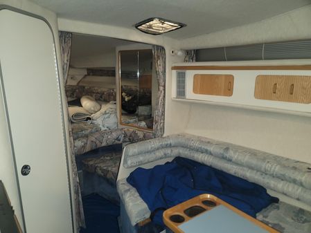 Sea Ray 330 Sundancer image