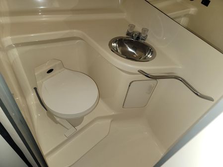 Sea Ray 330 Sundancer image