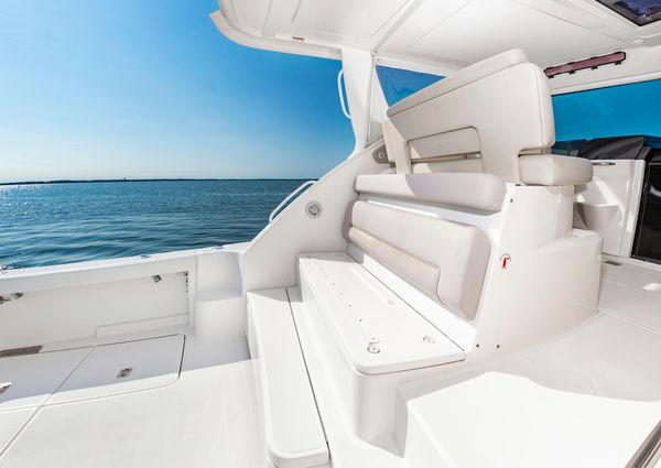 Tiara Yachts 4300 Open image