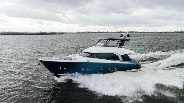 Monte Carlo Yachts 65