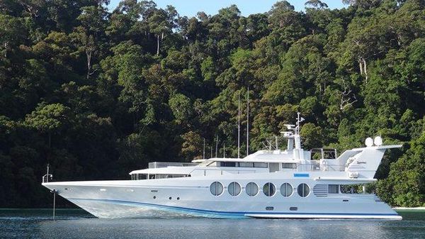 Oceanfast Lady Arraya