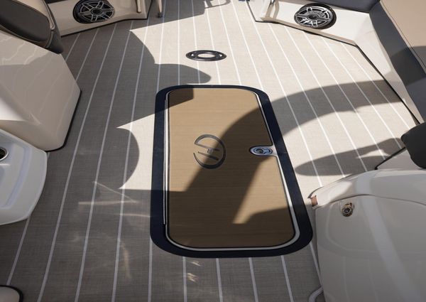 Harris Crowne 250 image