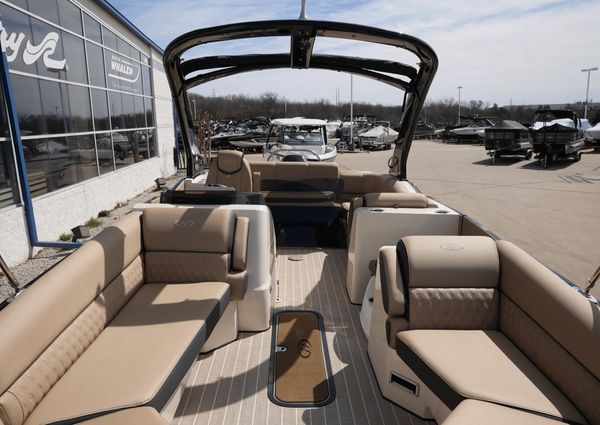 Harris Crowne 250 image