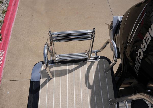 Harris Crowne 250 image