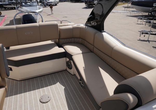 Harris Crowne 250 image