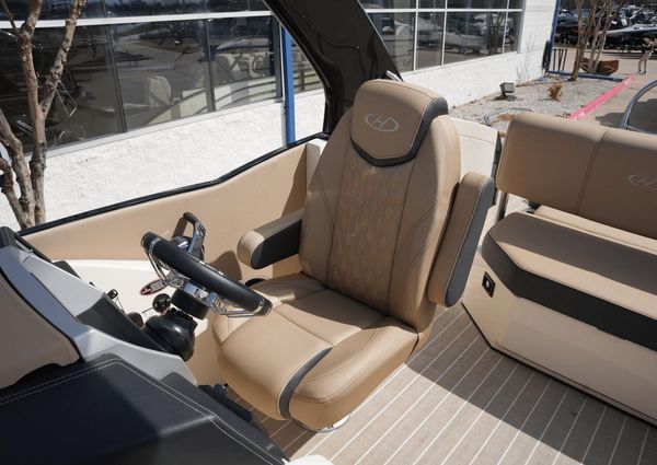 Harris Crowne 250 image