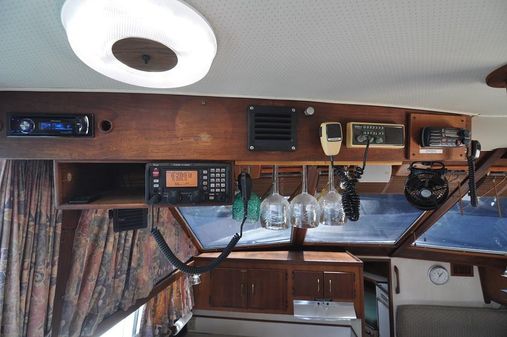 Tollycraft 44 Cockpit Motor Yacht image