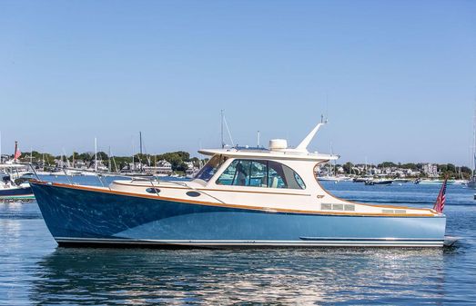 Hinckley Picnic Boat 37 MKIII image