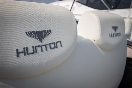Hunton XRS43 image