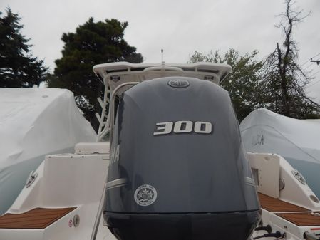 Robalo R247-DUAL-CONSOLE image