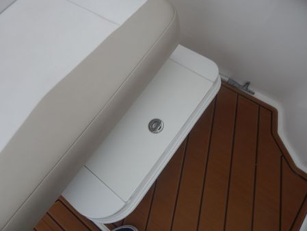 Robalo R247-DUAL-CONSOLE image