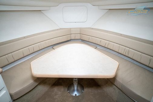 Carver 325 Aft Cabin image