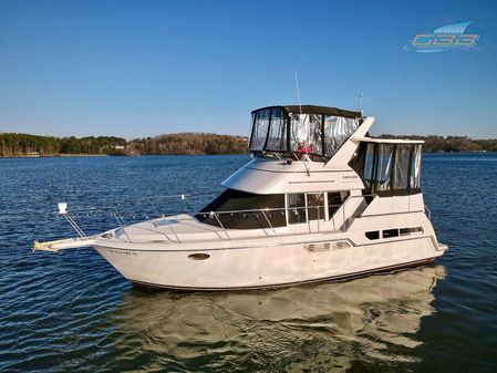 Carver 325 Aft Cabin image