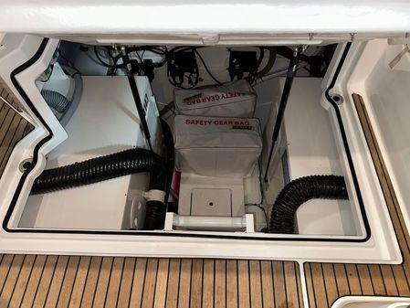 Beneteau Gran Turismo 32 image