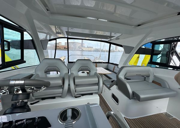 Beneteau Gran Turismo 32 image