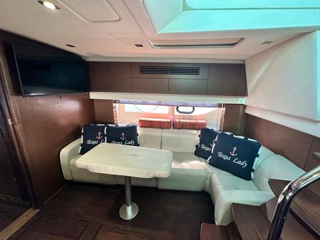 Sea Ray 470 Sundancer image