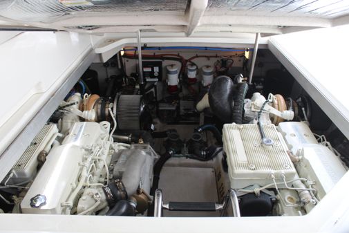 Sea Ray 470 Sundancer image