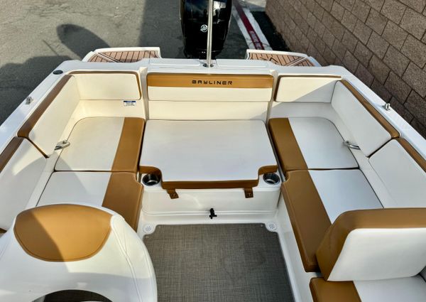 Bayliner VR4-BOWRIDER-OB image