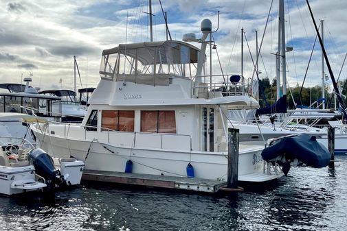 Mainship 34 Trawler image