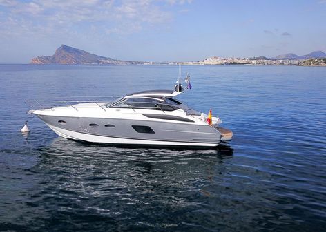 Princess Yachts V39 image