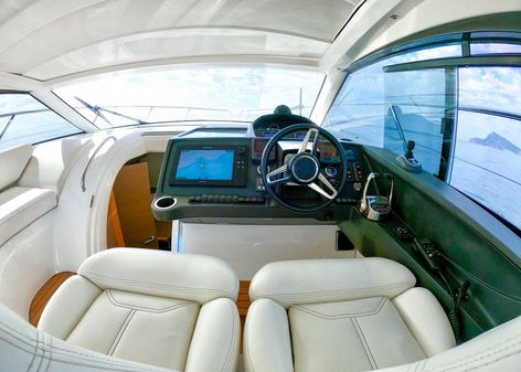 Princess Yachts V39 image