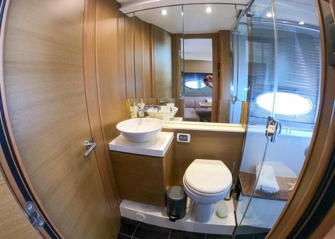 Princess Yachts V39 image