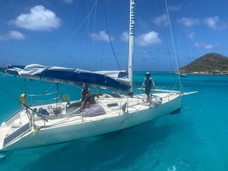 Maxi Dolphin Giro 34 image