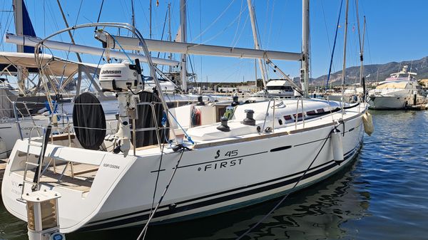 Beneteau First 45 