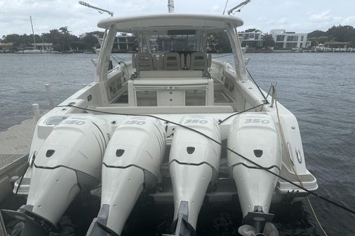 Boston Whaler 420 Outrage image