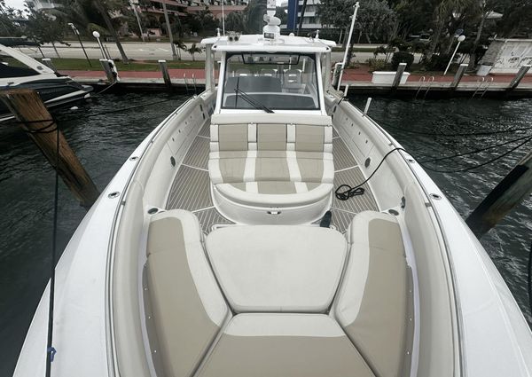 Boston Whaler 420 Outrage image