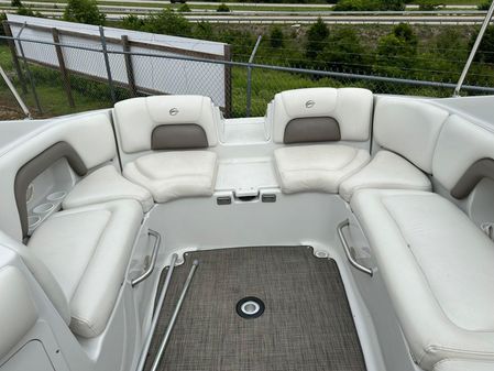 Crownline 270-BR image