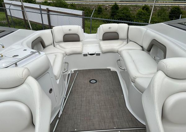 Crownline 270-BR image