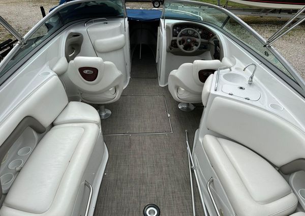 Crownline 270-BR image