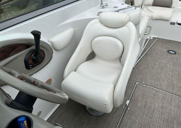 Crownline 270-BR image